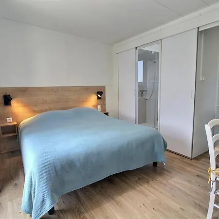 Chalet Avec Clim - Piscine - 4 Adultes - 2 Enfants